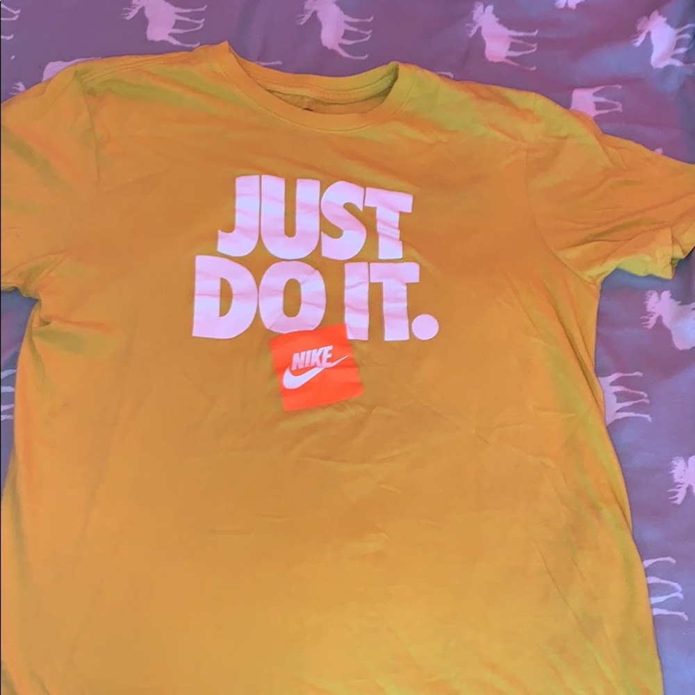 men’s nike just do it t shirt